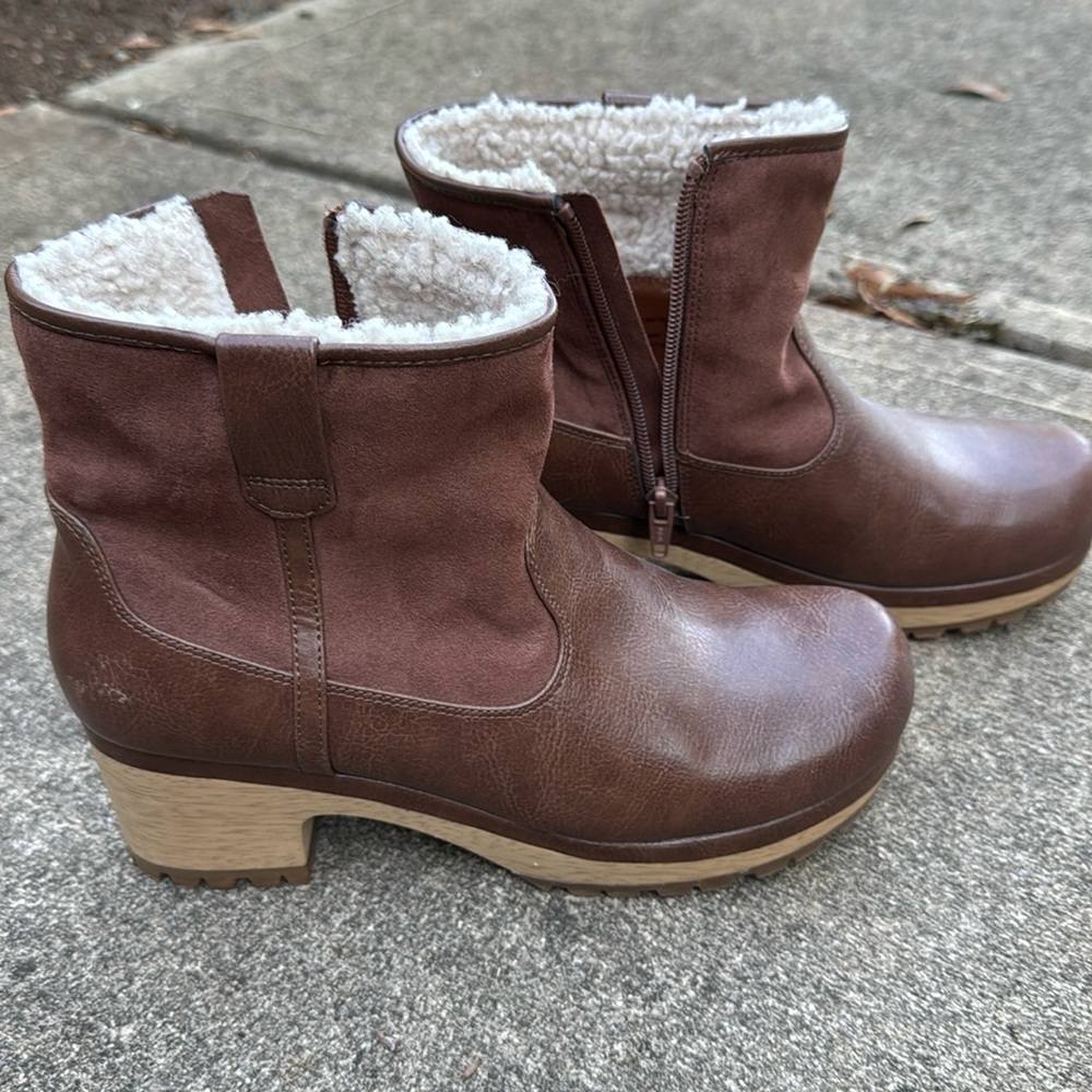 Clog Boots